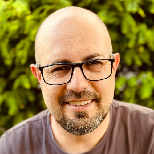Marc  Chase