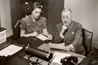 Write Actionable Feedback Daily, As Performance Reviews Go Out of Vogue